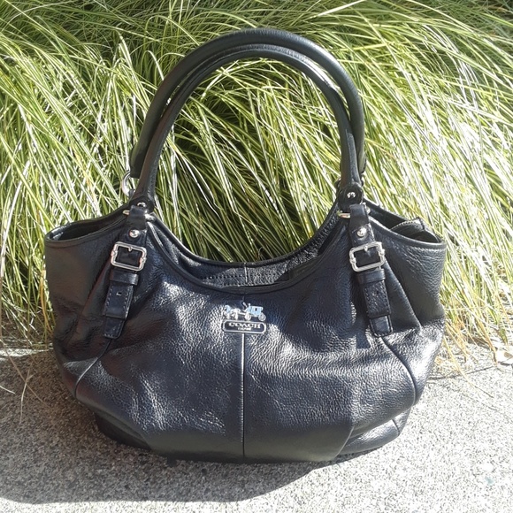Coach Handbags - Coach large leather hobo bag No H1175-18612